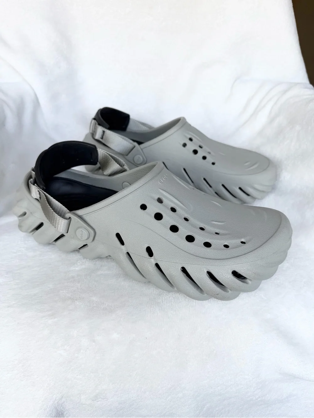 CROCS echo clogs